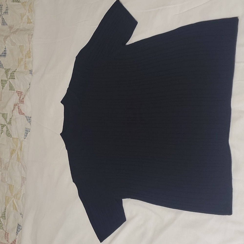 Chaus Black Ribbed Short Sleeve Top